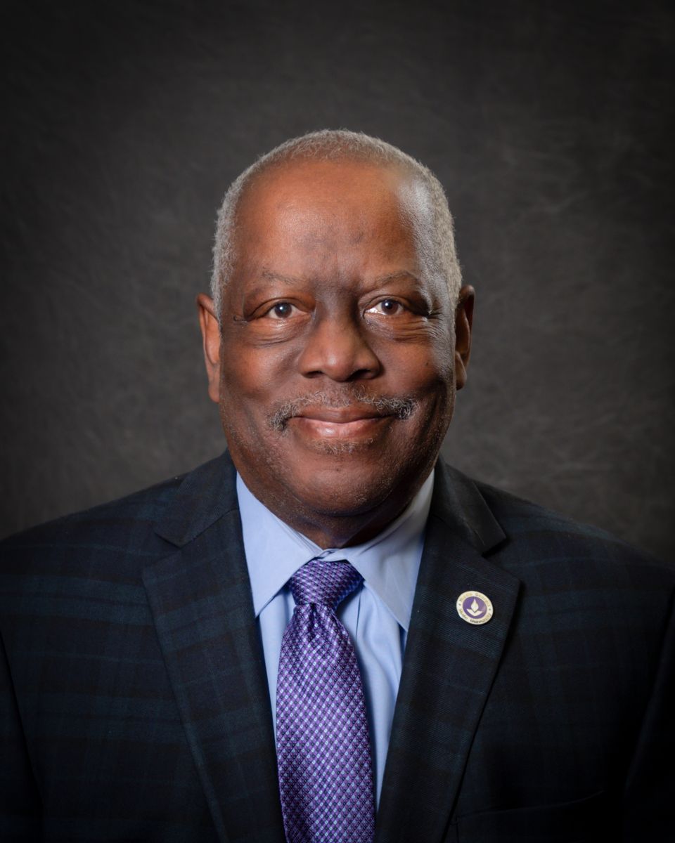 Charles E. Richardson