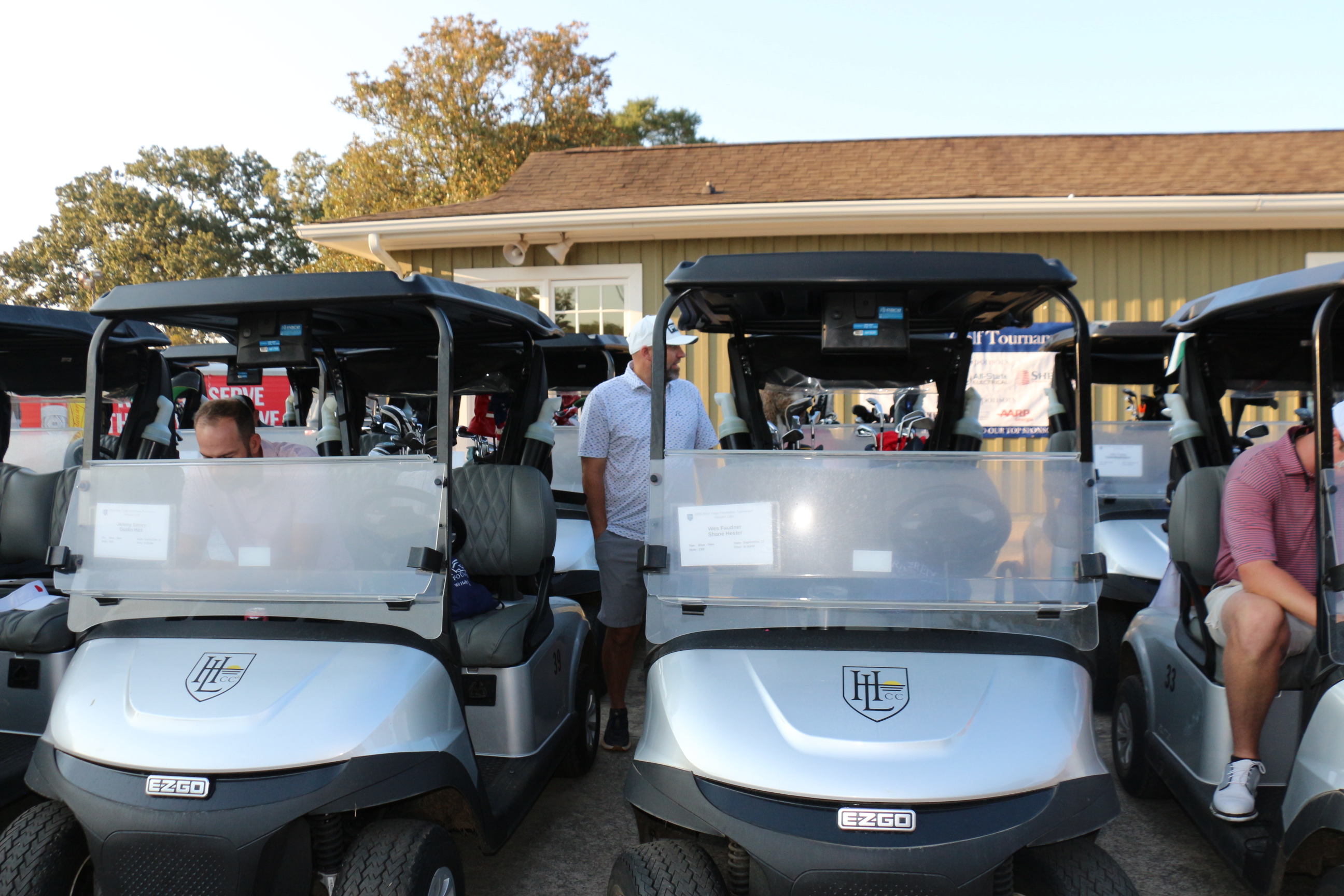 Golfers Ready!